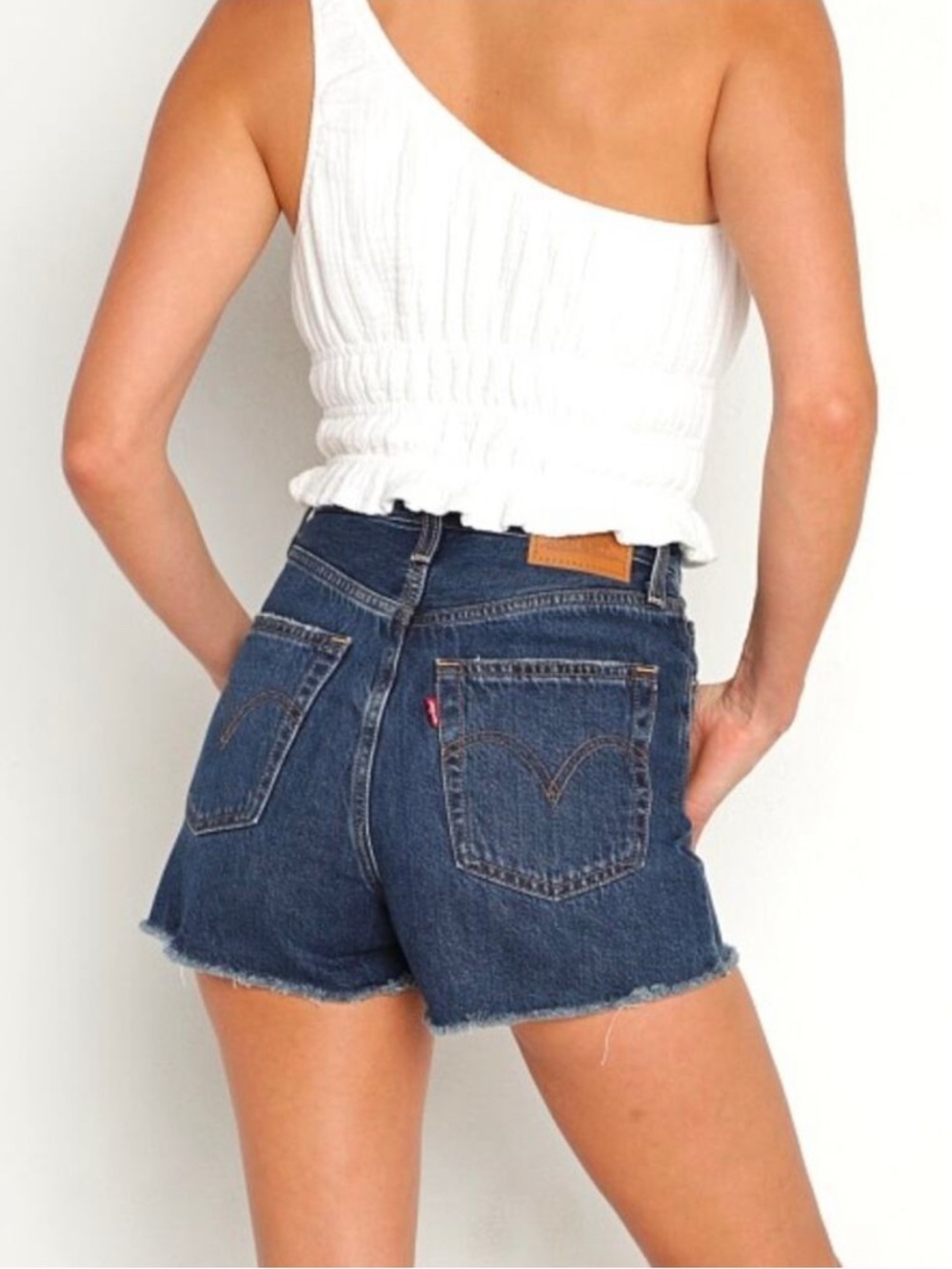 Levi's Premium Ribcage Women's Shorts 26